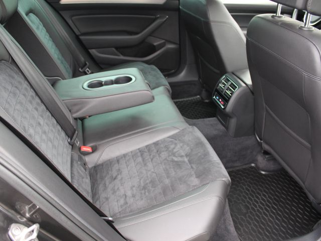 Passat Variant 2.0 TDI R-Line ACC*Kamera*LED*el.