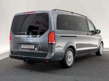 Mercedes V 220 - 7