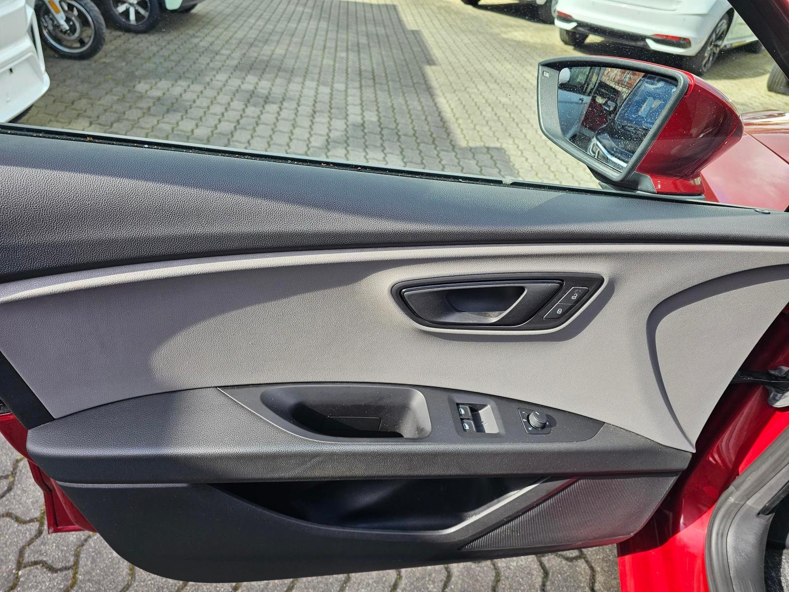 Seat Leon 1.2 TSI REFERENCE+KLIMA+ZV+FUNK+2.HAND