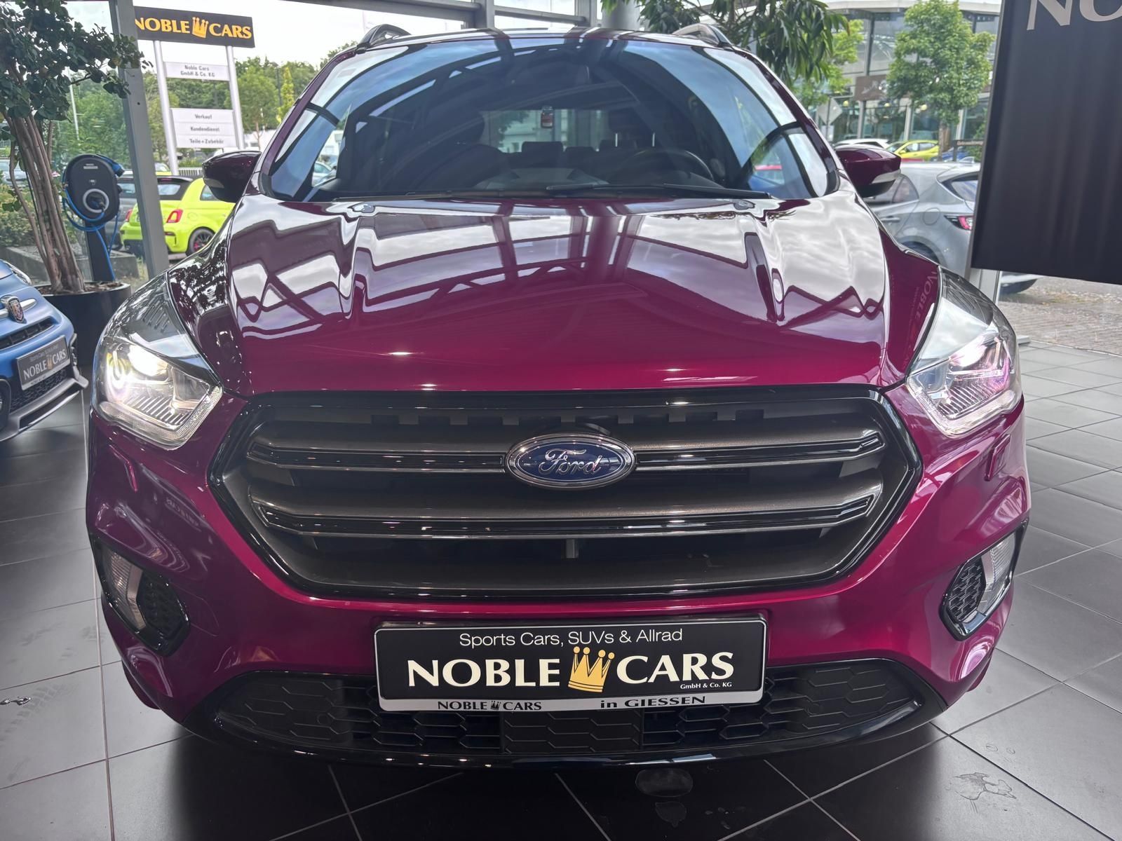 Fahrzeugabbildung Ford Kuga ST-Line Allrad SONY XENON NAVI