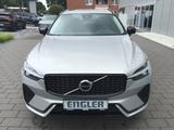 Volvo XC60 B4 (Benzin) Plus Dark PanoDach Leder Cam - Volvo Gebrauchtwagen in Lübeck
