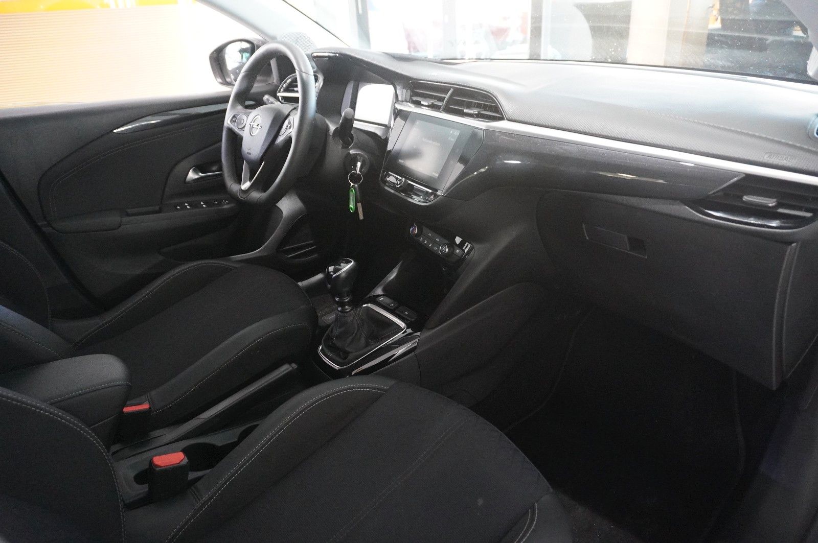 Fahrzeugabbildung Opel Corsa F 1.2 ELEGANCE NAVI/LED/SPORT/SH//VIRT/DAB