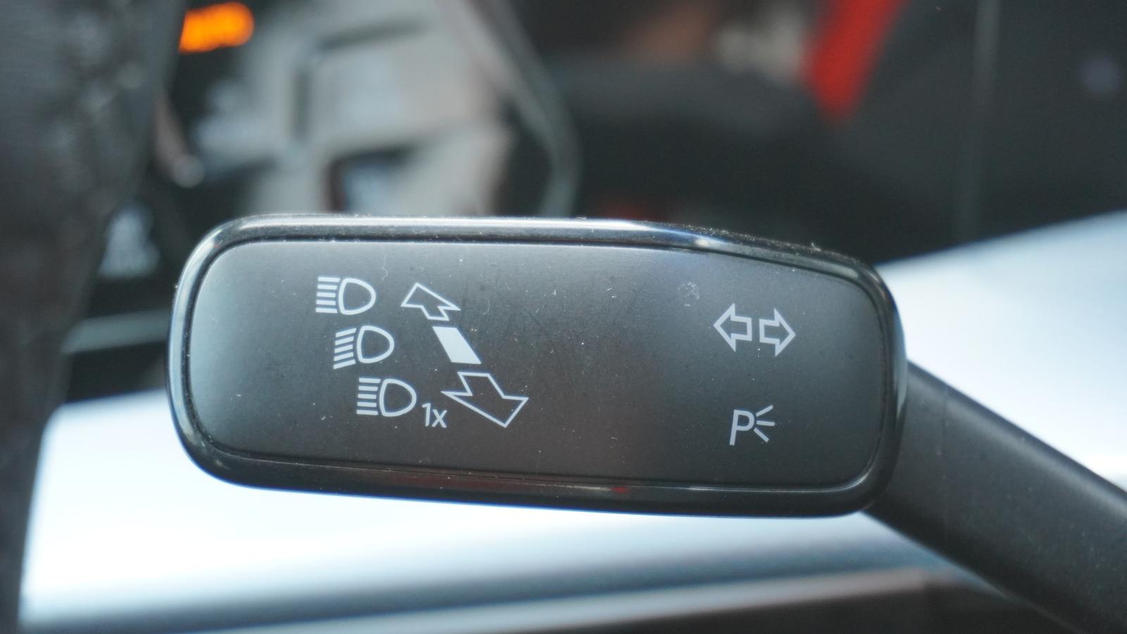 Volkswagen Golf VIII Variant 1.5 eTSI Goal DSG LED Navi ACC, миниатюра 23