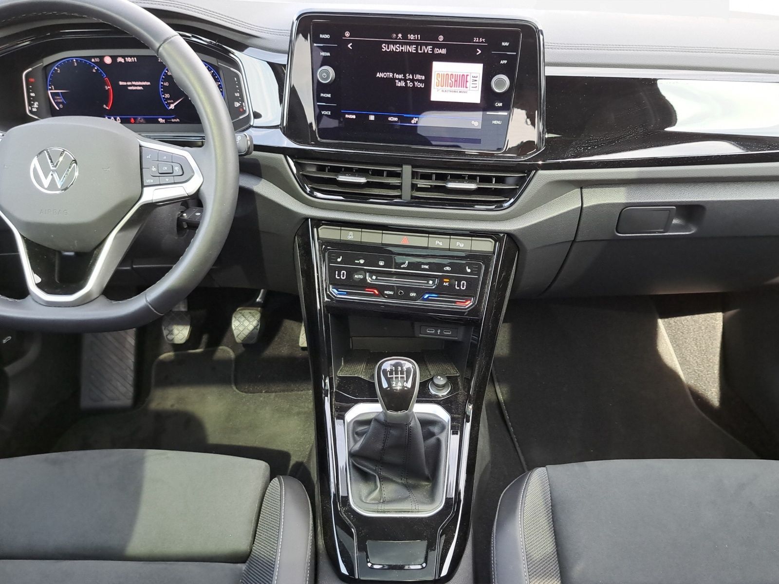 Volkswagen T-Roc - Bild 8