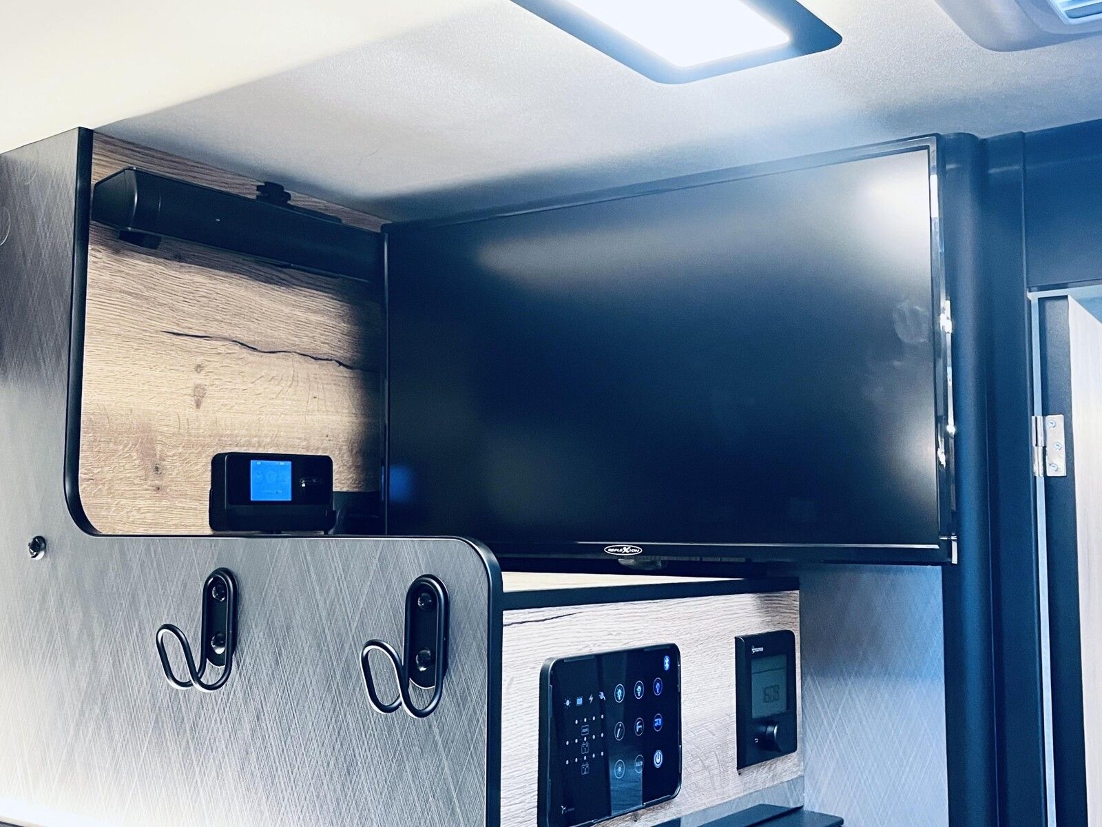 Fahrzeugabbildung XGO Dynamic 99P Modell 2027