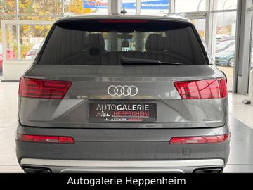 Audi Q7 - 6