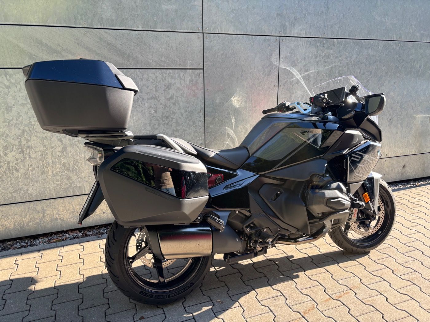Fahrzeugabbildung BMW R 1300 RT 4 Pakete