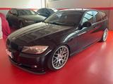 BMW Bmw 320 320d cat Touring Attiva - BMW 320 aus 2009: 320d