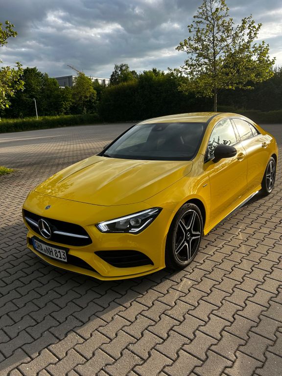Mercedes-Benz CLA 200