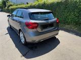 Mercedes-Benz A 220d BlueEfficiency *PANORAMA/NAVI* - Mercedes A 220 Diesel Gebrauchtwagen