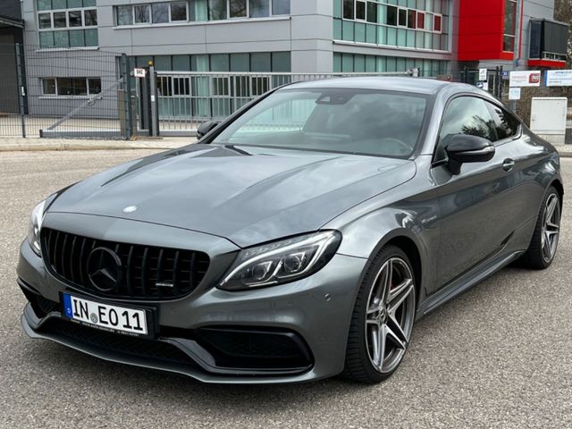 Mercedes-Benz C63S AMG Coupe *Burmester*Night Paket*SHZ*P-AGA*