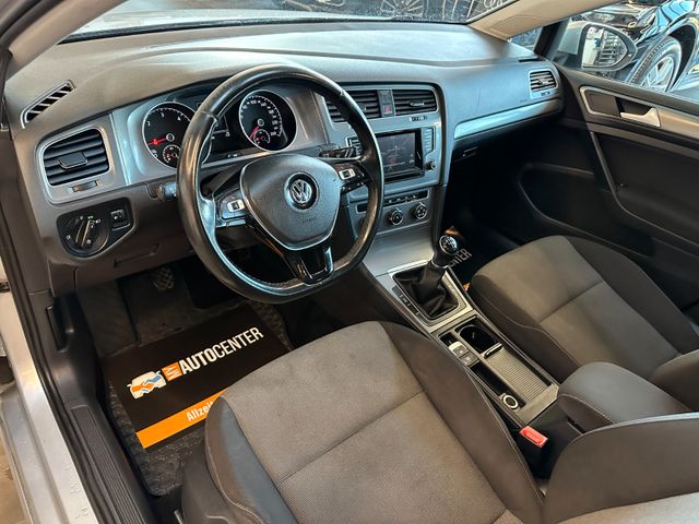 Volkswagen Golf VII Variant Trendline BMT *Navi*