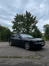 BMW E65 735I - BMW 735 mit Benzin-Antrieb: Limousine