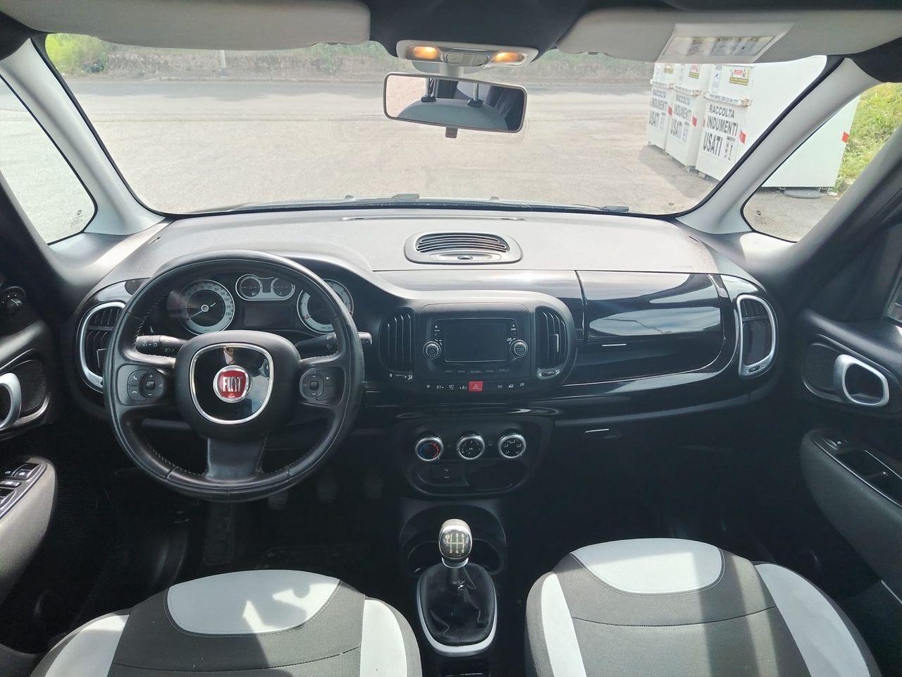 Fiat 500L 2015 — photo 8