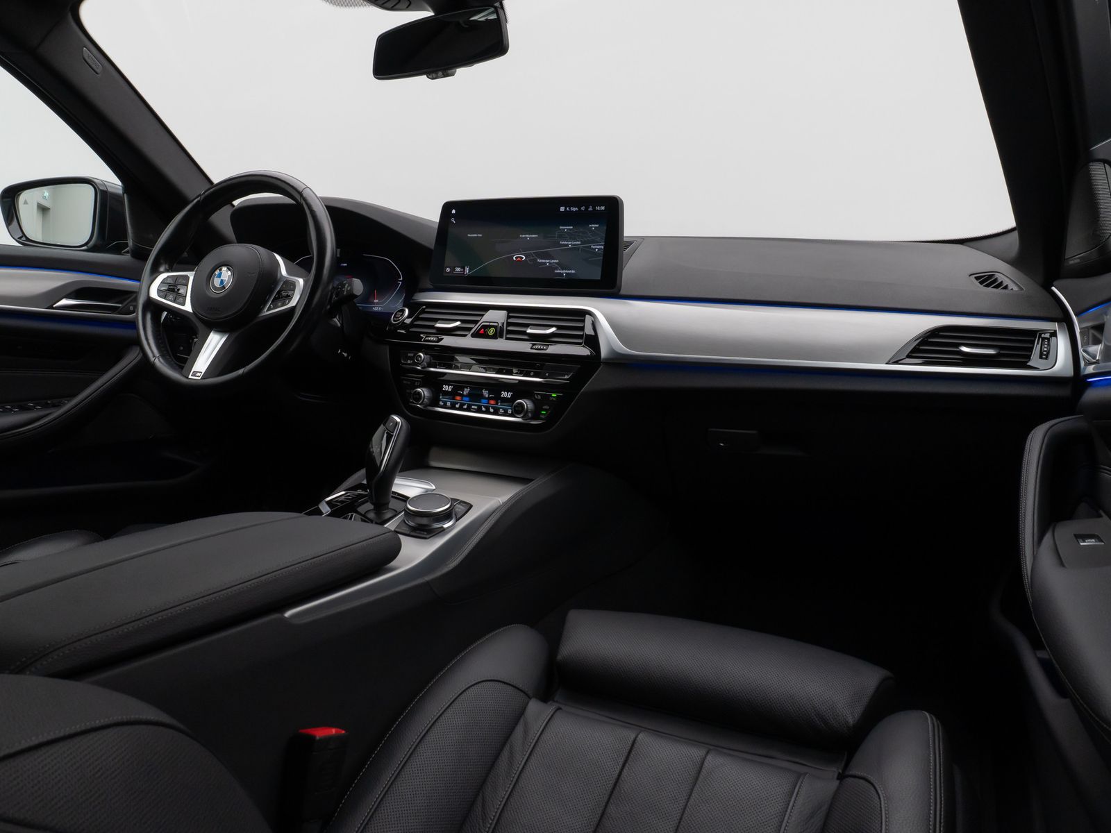 Fahrzeugabbildung BMW 540d xD M Sport Kamera HUD DAB H/K 4xKlima AHK