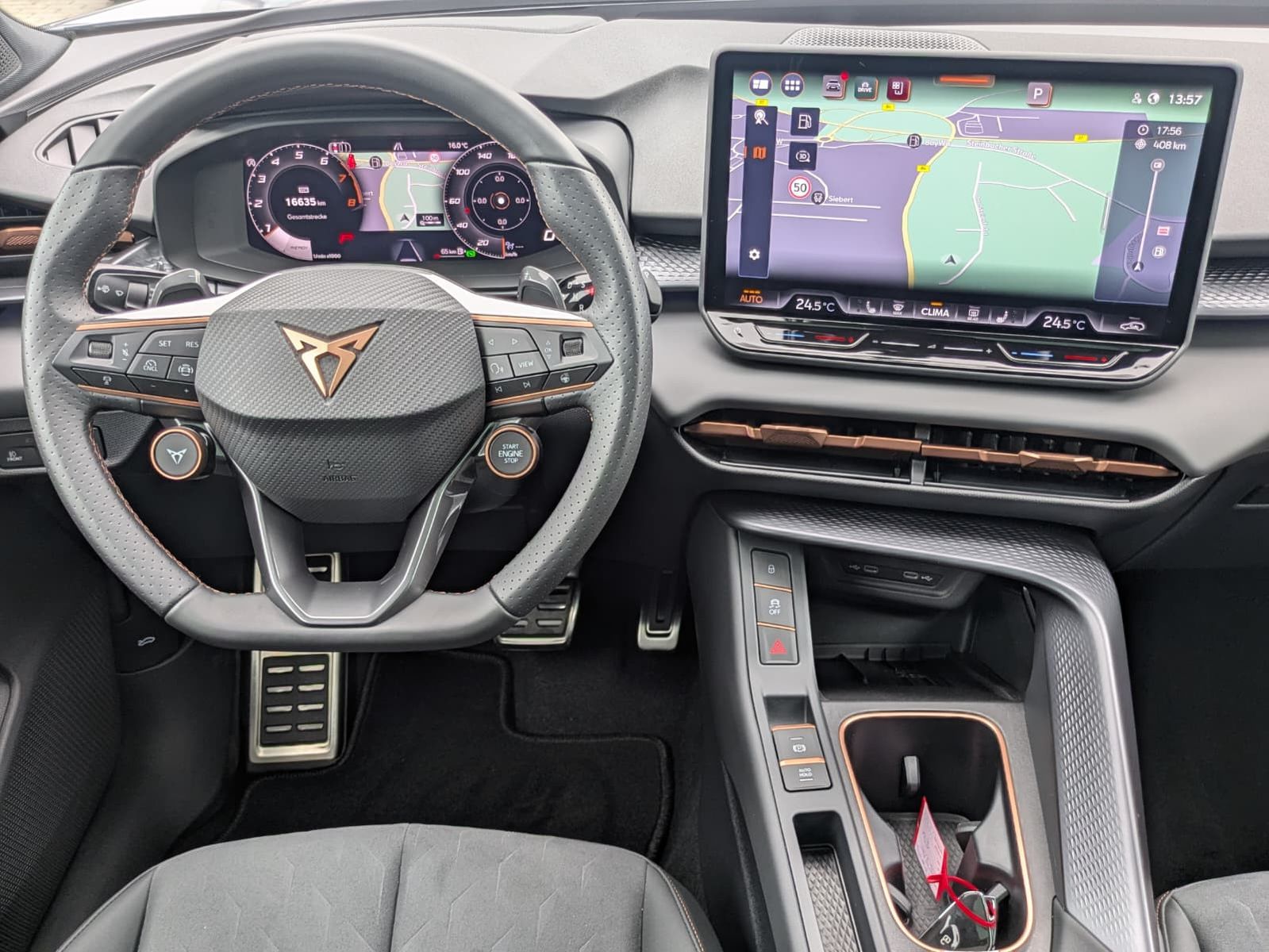 Fahrzeugabbildung CUPRA Terramar 2.0 TSI 4D VZ HUD*MATRIX*PANO*DCC*20"