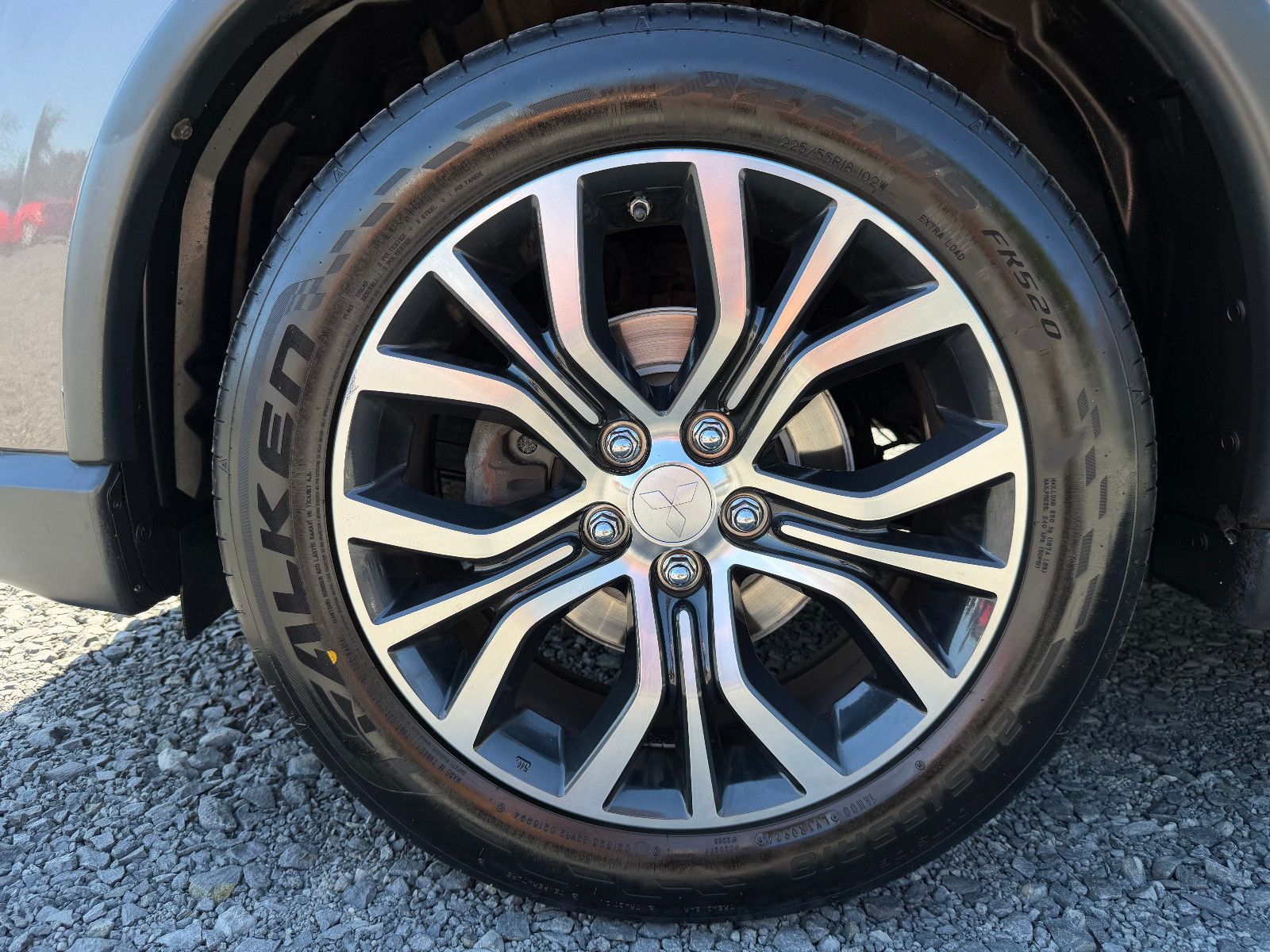 MITSUBISHI Outlander 2.0Edition 100 2WD KAMERA/TEMPO/1.HAND – Foto 8