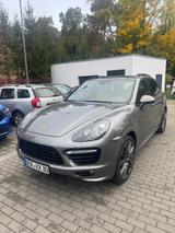 Porsche Cayenne Turbo GTS APPROVED BIS 2027 - Porsche Gebrauchtwagen in Berlin