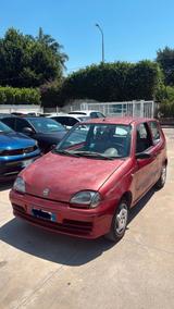 Fiat Seicento 1.1i GPL - rote Fiat Seicento