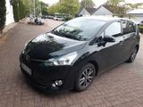 Toyota Verso 1.6l Valvematic 5-Sitzer - - schwarze Toyota Verso