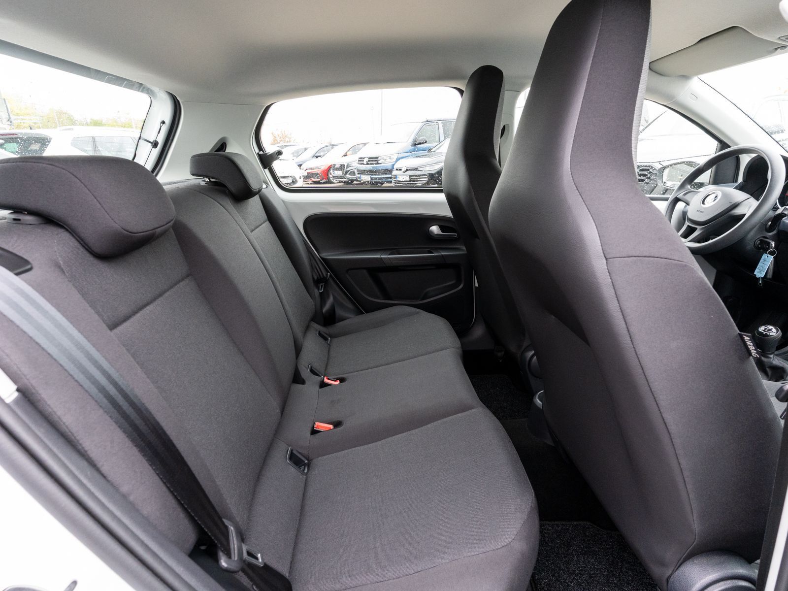 Volkswagen up! - Bild 8