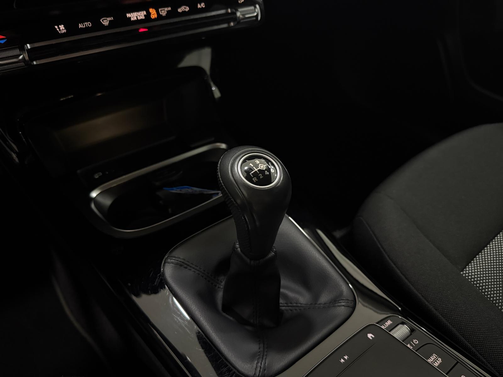Mercedes-Benz A-Class LIMOUSINE*AMG 18"NAVI*KLIMA*SHZ*SPURH.*, миниатюра 26