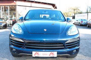 Porsche Cayenne - 3