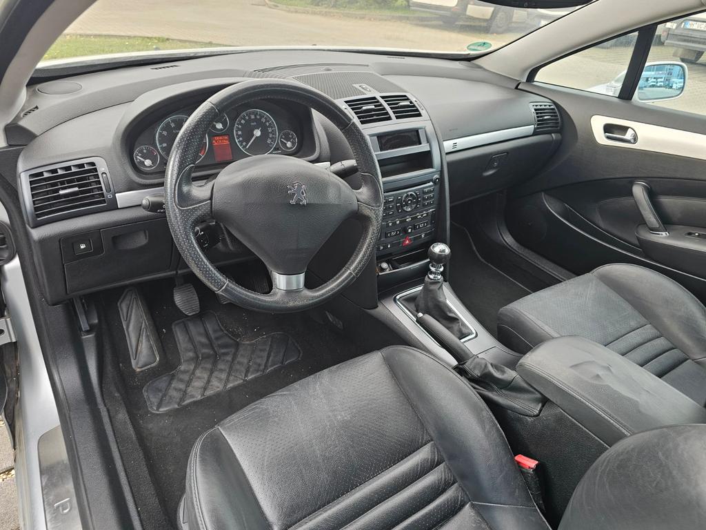 Peugeot 407