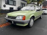 Opel Rekord E2 - Opel Rekord: 2.2