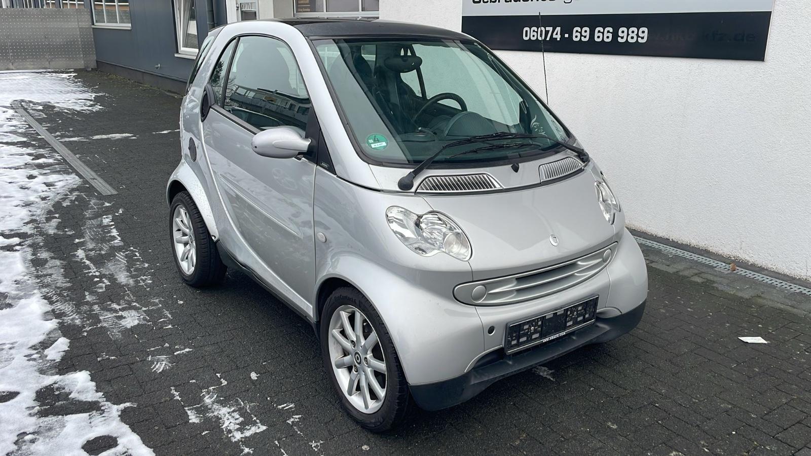 Smart ForTwo  Automatik Panorama/SHZ  1Jahr Garantie