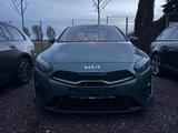 Kia Ceed 1.6 TGDI DCT GT LED|Navi|RFK - gebrauchte Kia cee'd / Ceed aus dem Jahr 2024