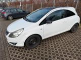 Opel Corsa Limited Black White - Opel Corsa Limited mit Benzin-Antrieb