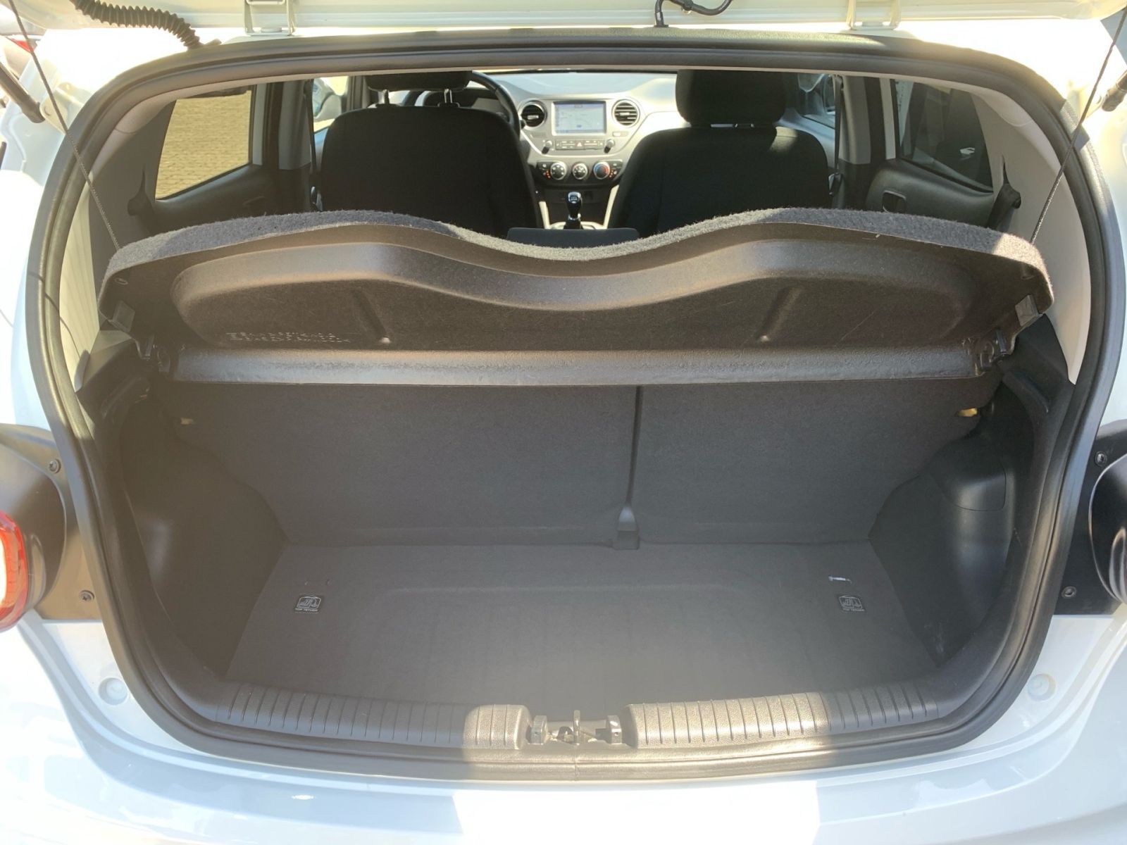 Fahrzeugabbildung Hyundai i10 1.2 YES! Plus Navi Sitzheizung
