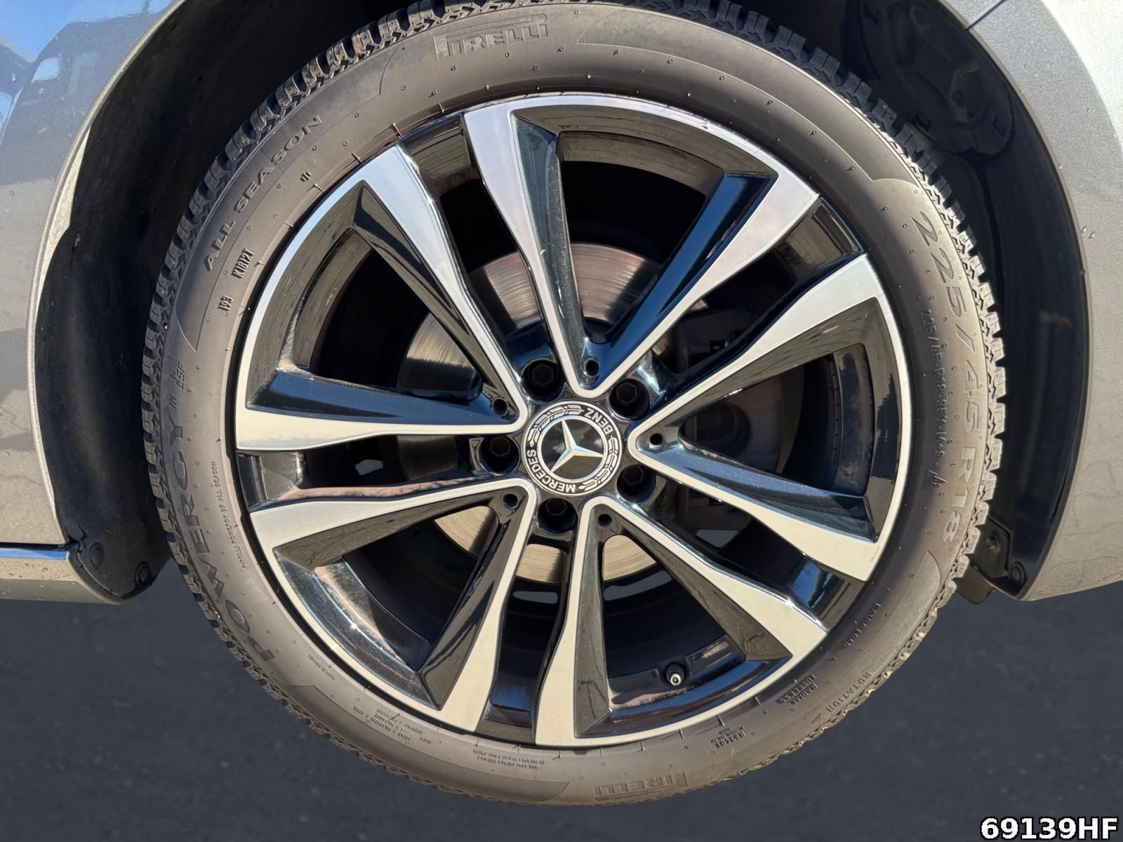 Fahrzeugabbildung Mercedes-Benz B 180 Edition 19 (EURO 6d-TEMP)