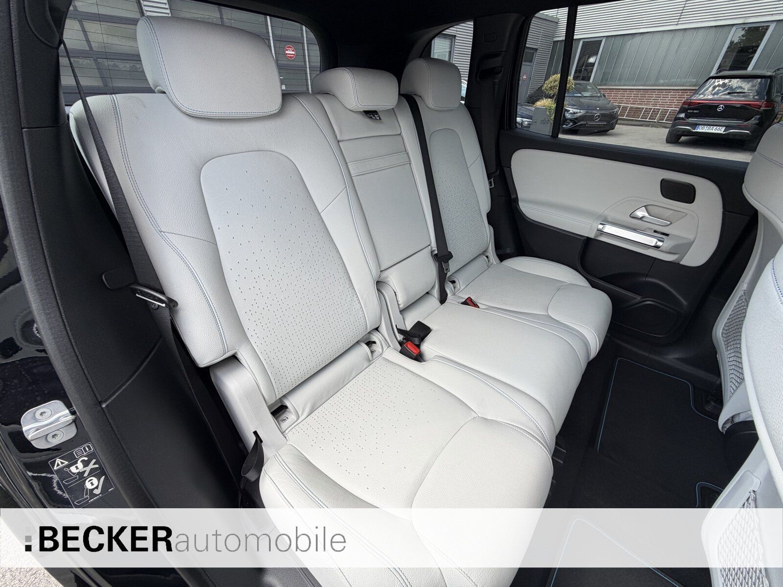 Mercedes-Benz EQB 250 EDITION 1 AMG TOTWINKEL 360° Sound 20" foto 13