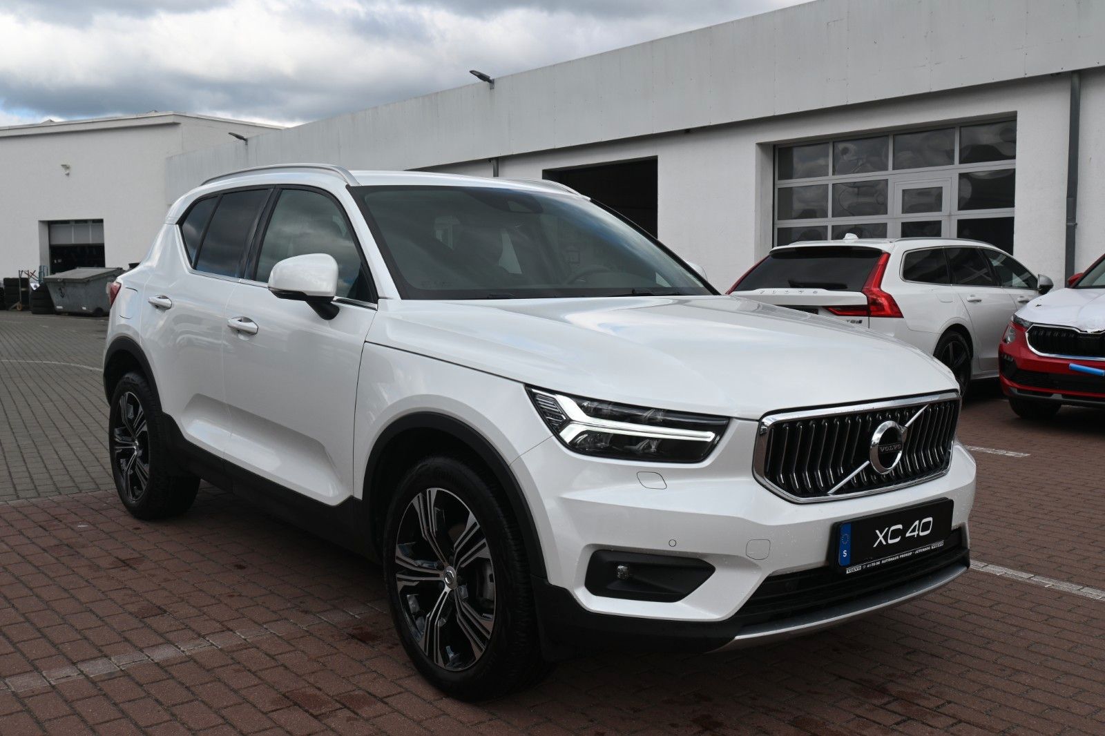 Fahrzeugabbildung Volvo XC40 D3 INSCRIPTION*STHZG*BUSINESS*PILOT*LED*HuK