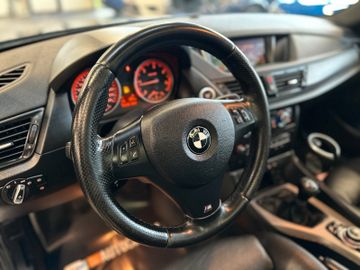 BMW X1 20 d xDrive *AHK*Klima*Navi*Sport-Paket M*