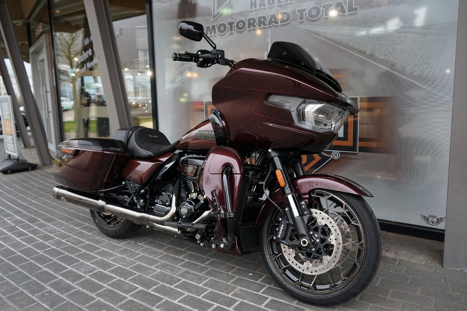 Fahrzeugabbildung Harley-Davidson Road Glide CVO