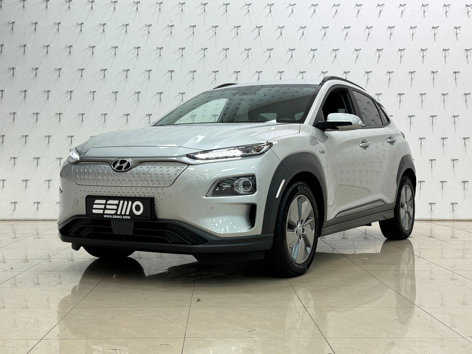 Hyundai KONA Elektro STYLE-Paket 64kWh ACC HUD KeyLess