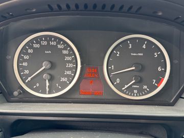 BMW 523 - 11