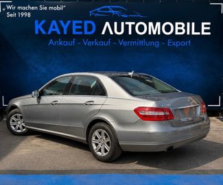 Mercedes E 200 - 4