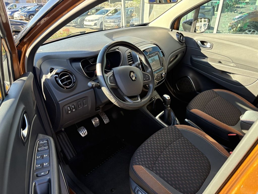 RENAULT Captur - Bild 6