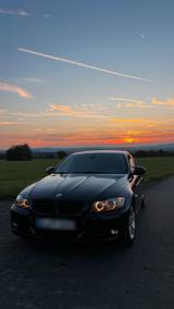 BMW Bmw e90 320 i - BMW 320 Limousine 320i e90 mit Benzin-Antrieb