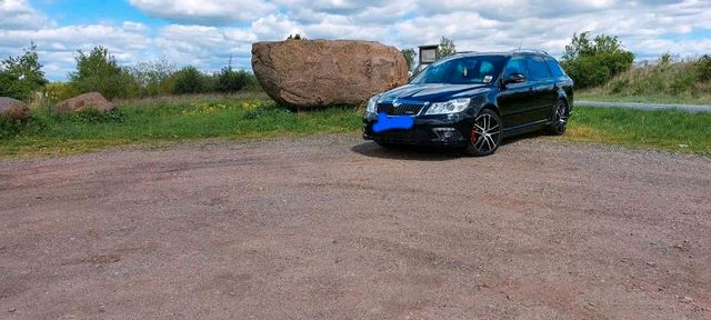 Skoda Octavia RS Schwarz