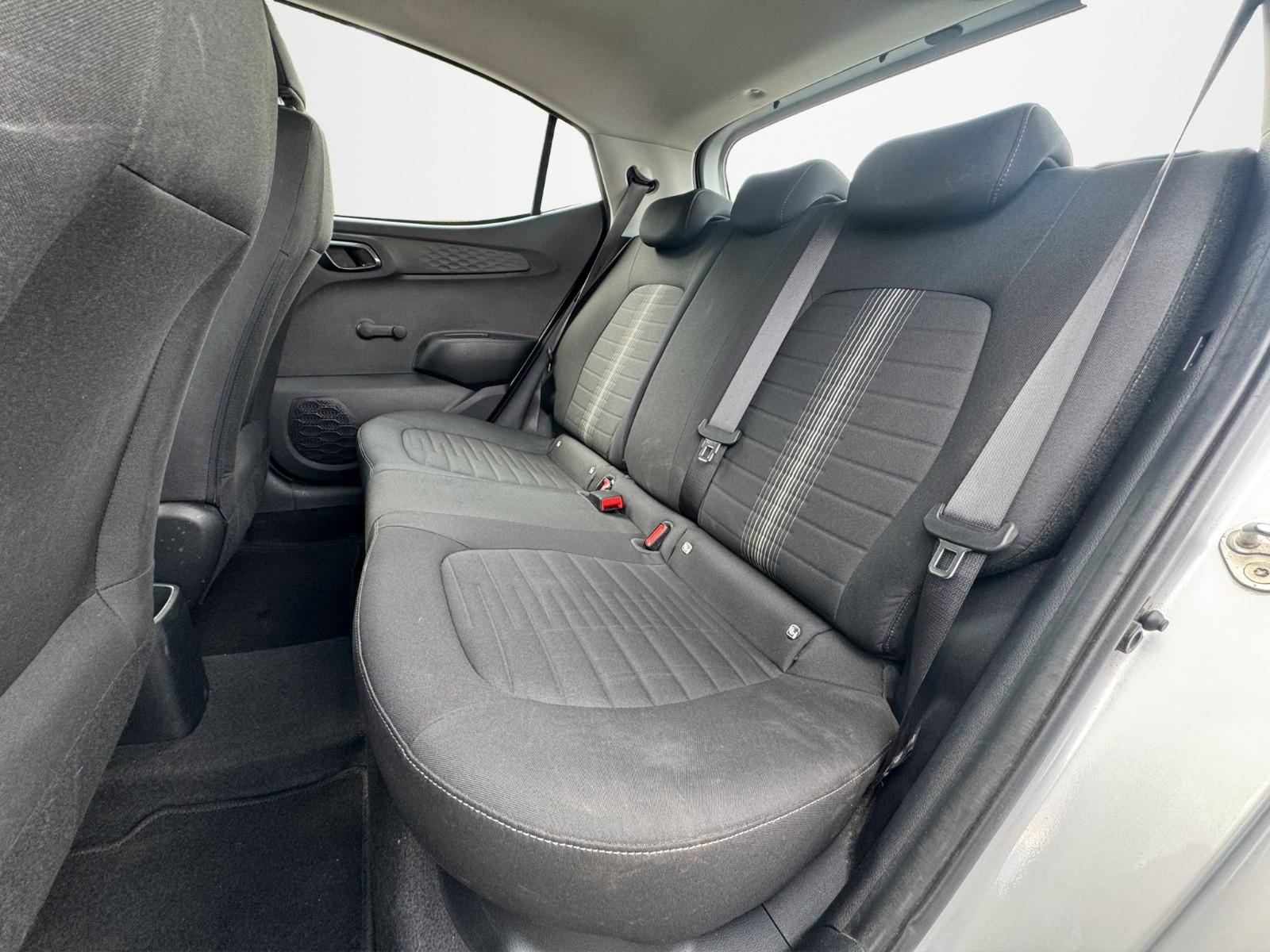 Hyundai i10 1.2 * Carplay * LaneAssist * KlimaAuto