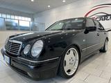 Mercedes-Benz Mercedes-benz E 50 AMG 5.0 V8 ASI - schwarze Mercedes-Benz E 55 AMG