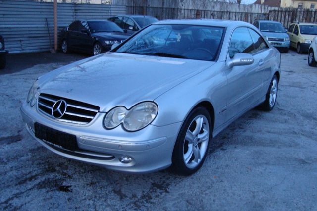 Mercedes-Benz CLK 270 CDI AVANTGARDE TUF 08 26