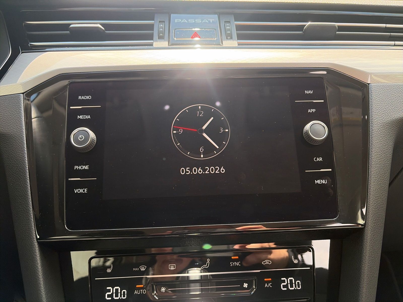Fahrzeugabbildung Volkswagen Passat Variant 1.5 TSI Business Kamera AppConnec