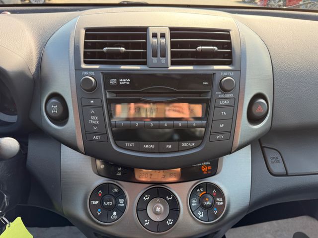 Toyota RAV 4 Life