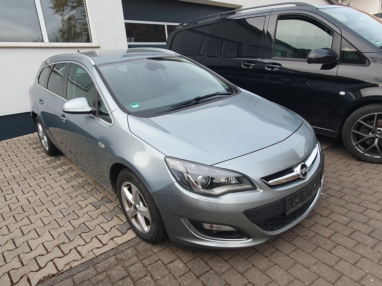 Opel Astra Sports Tourer 2.0CDTI Sport Automatik*Navi